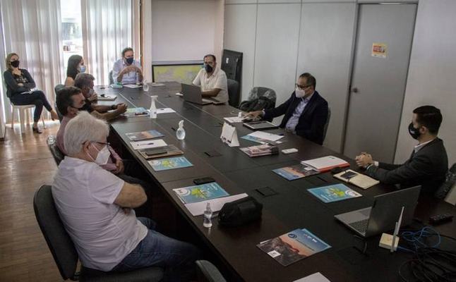 Governo firma acordo de cooperação para viabilizar projeto de geração de energia solar