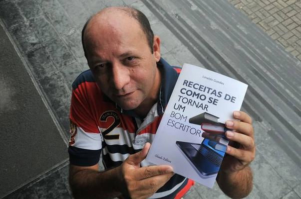 Beto Cajá e Linaldo Guedes são os convidados do ‘Entrevista Funesc’ desta sexta-feira