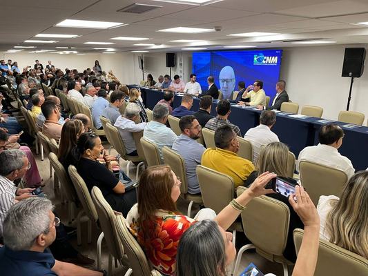 Prefeitos pedem ajuda e recursos