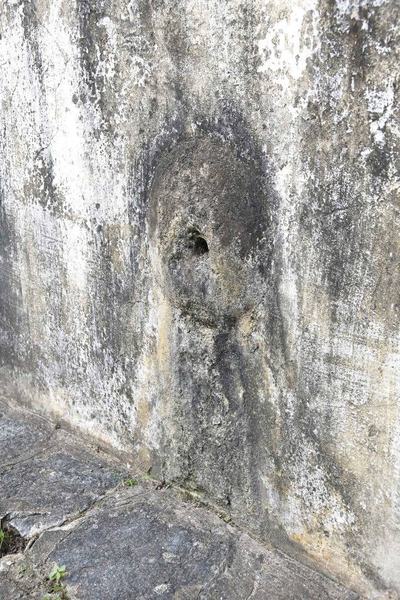 fonte-emparedada-f-ortilo-antonio-12.jpg