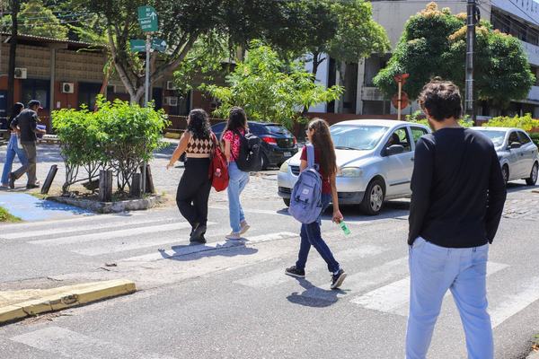 Justiça suspende lei que previa gratuidade em estacionamentos