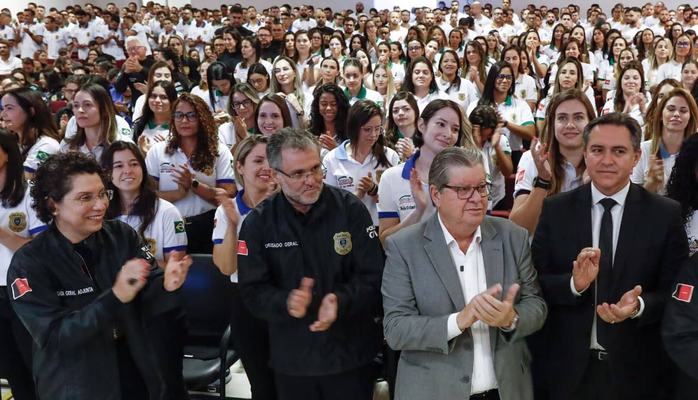 Terceira turma inicia formação