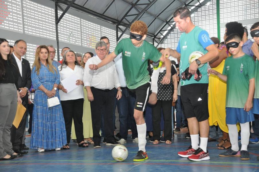 gov_inaugura_reforma_ginasio_inst_cegos_cg_fabiana_veloso-22.jpg