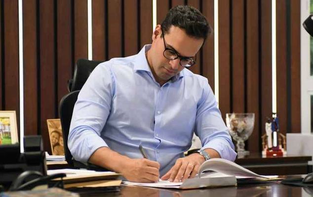 Governador assina 131 promoções