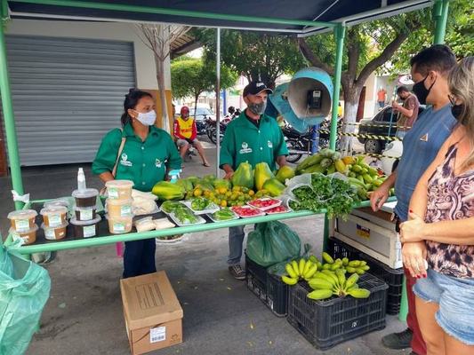 Governo do Estado implanta feiras de produtores rurais em mais cinco municípios