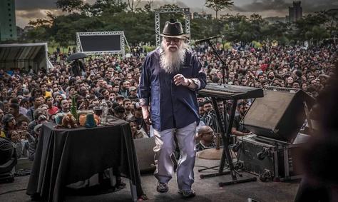 hermeto-pascoal-04.jpg