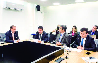 PEC pode barrar consulta pública