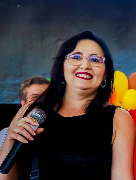 hosana-carneiro-apa.jpg