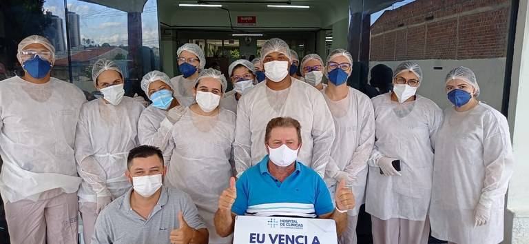Hospital de Clínicas registra mais 10 altas médicas e ultrapassa a marca de 800 pacientes recuperados da Covid-19