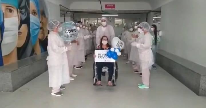 Hospital de Clínicas comemora 1.500 altas de pacientes com Covid-19