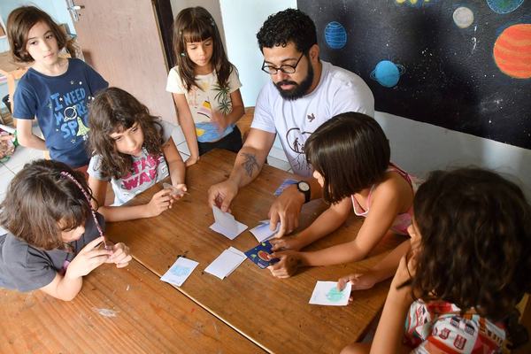 Asteroide rende prêmio a crianças