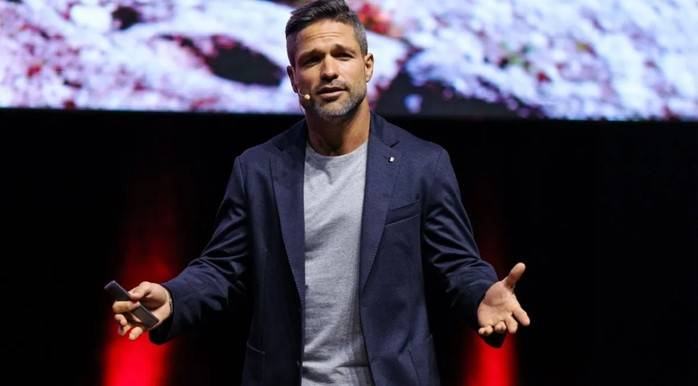 Diego Ribas ministra palestra na capital