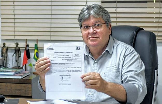 João Azevêdo autoriza obras de restauração e pavimentação de estradas em investimentos que somam R$ 65 milhões