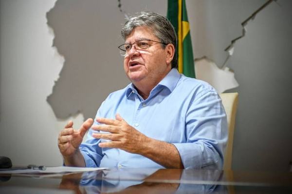 Novo decreto mantém toque de recolher, altera horário no comércio e construção civil e restringe atividades no fim de semana