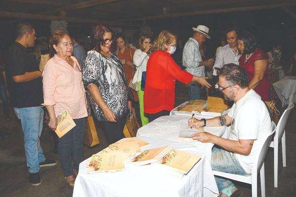 Lançado o primeiro livro gastronômico da Editora A União