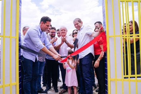 lucas-inaugura-creche-e-escola-foto-joao-paulo-sousa.jpg