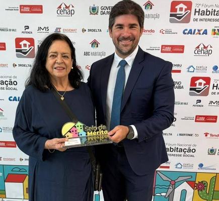 Paraíba recebe prêmio por projeto em habitação social