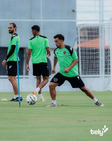 nada-de-descanso-no-domingo-elenco-reunido-para-produzir-e-buscar-o-resultado-no-proximo-jogo-c.jpg