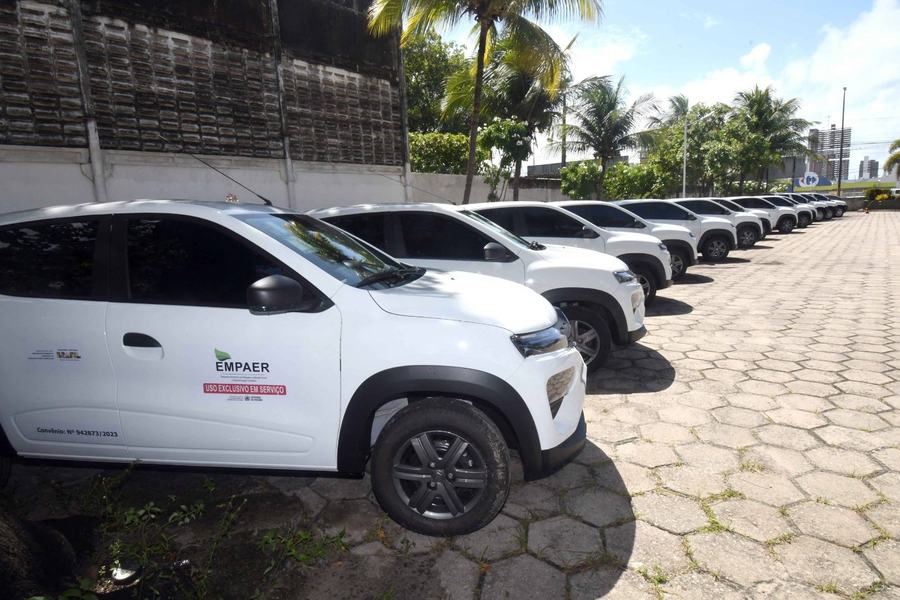 o-gov-entrega-veiculos-a-empaer-e-assinaturas-protocolos_f-evandro-35.jpg