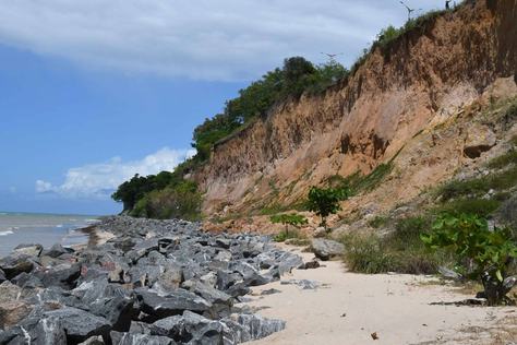 obras-de-reestruturacao-da-calcadinha-e-barreira-docabo-branco-f.jpg