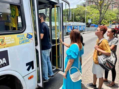 onibus-divulgacao-pmjp.jpg