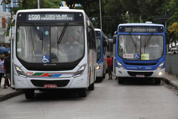 A saga de quem depende de ônibus
