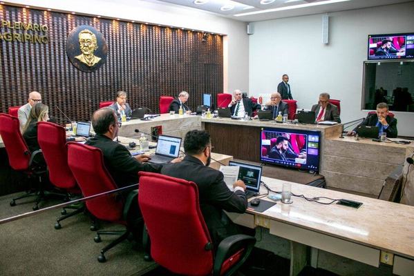 Corte reprova contas de prefeituras