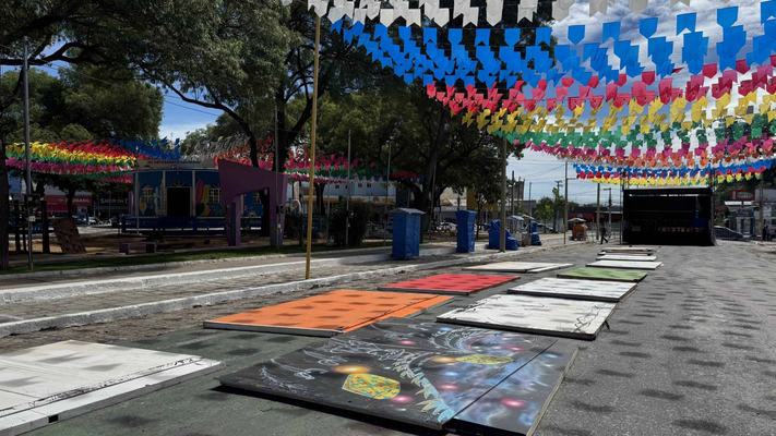 Tradição junina colore ruas em Patos