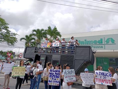 protesto-autistas.jpeg