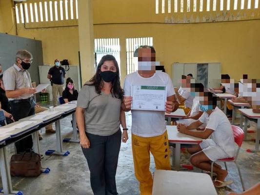 Projeto incentiva prática da escrita e leitura entre reeducandos da Capital