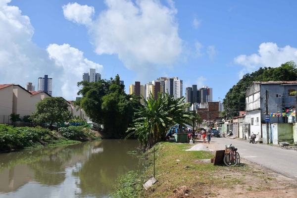 População teme invasão do rio