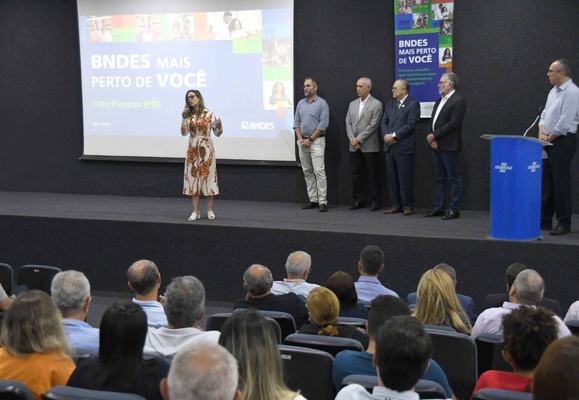 BNDES abre diálogo com empresários