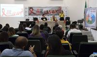 rosi-farias_repres-do-forum-ong-aids_f-evandro-1.jpg