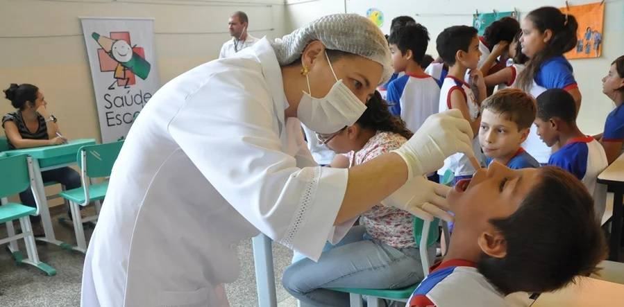 saude-na-escola.jpg
