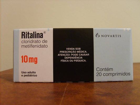 76% dos brasileiros admitem praticar automedicação