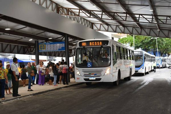 Capital tem novo terminal de ônibus