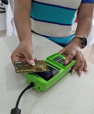 Pagamento por aproximação cresce 344,5% em seis meses