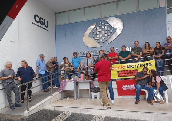 Servidores do INSS entram em greve a partir do dia 16