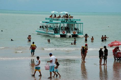 turistas-embarca-para-picaozinho-e-areia-vermelha-marcos-russo_a-uniao-08-3.jpg