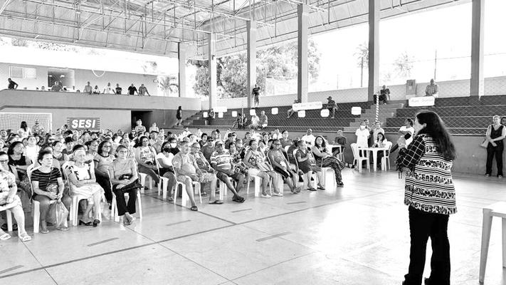 Governo entrega novas escrituras