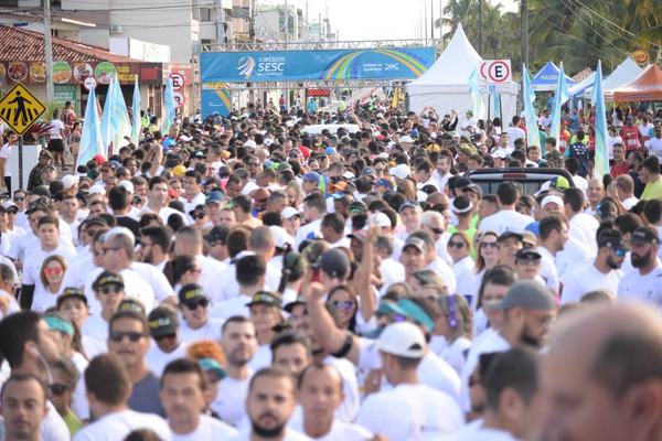 Domingo na orla: circuito atrai centenas de corredores